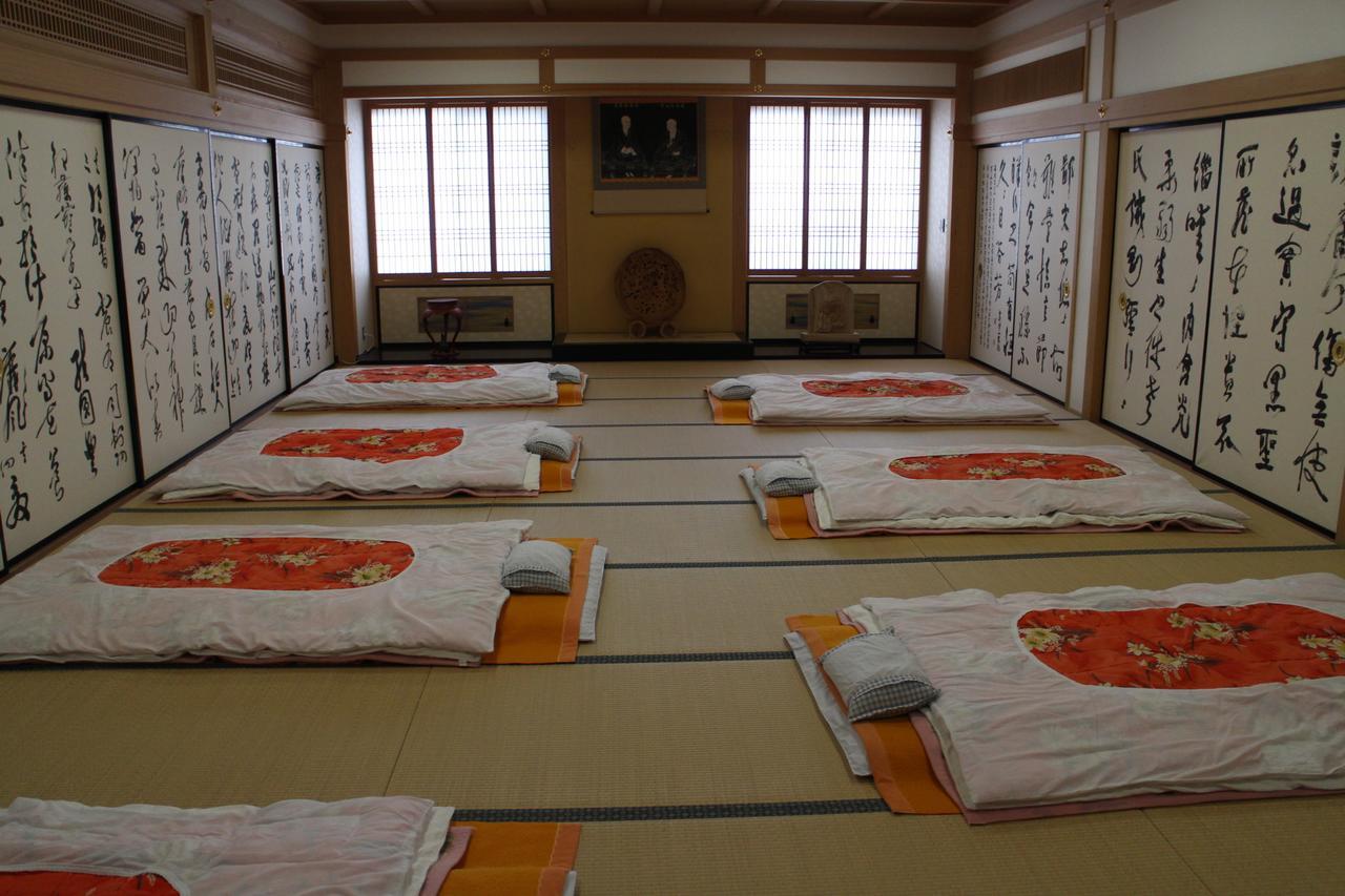 Hotel Shukubo Tatsue Ji Temple Komatsushima Exterior foto
